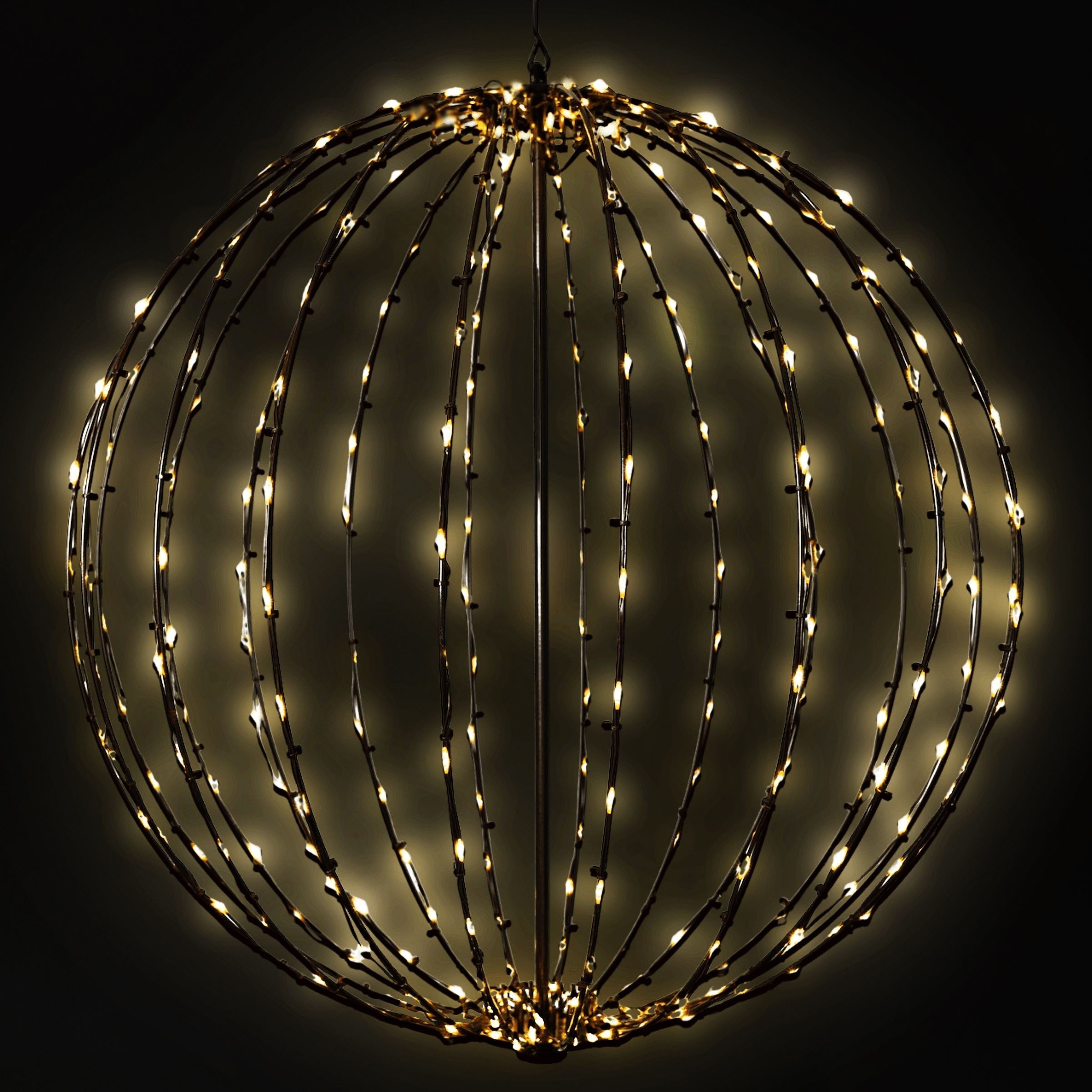 Lighted Spheres Outdoor